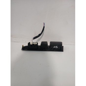 Recambio de mando elevalunas delantero derecho para toyota yaris active referencia OEM IAM 742310D690  