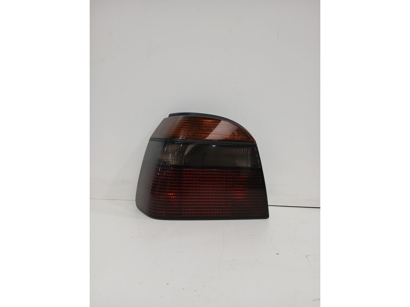 Recambio de piloto trasero izquierdo para volkswagen golf v (1k1) 2.0 fsi referencia OEM IAM 1H6945111  