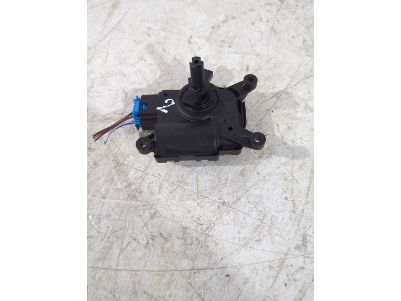 Recambio de motor apertura trampilla para volkswagen t-cross (c11, d31) 1.0 tsi referencia OEM IAM 2Q0907511  