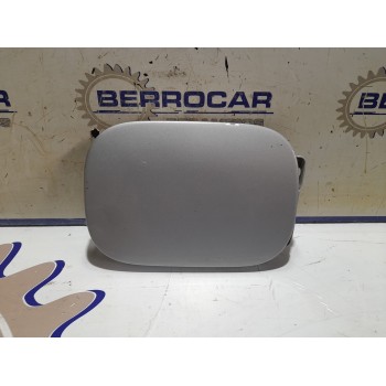 Recambio de tapa exterior combustible para mercedes-benz clase c (w203) berlina 2.2 cdi cat referencia OEM IAM A2035840738  