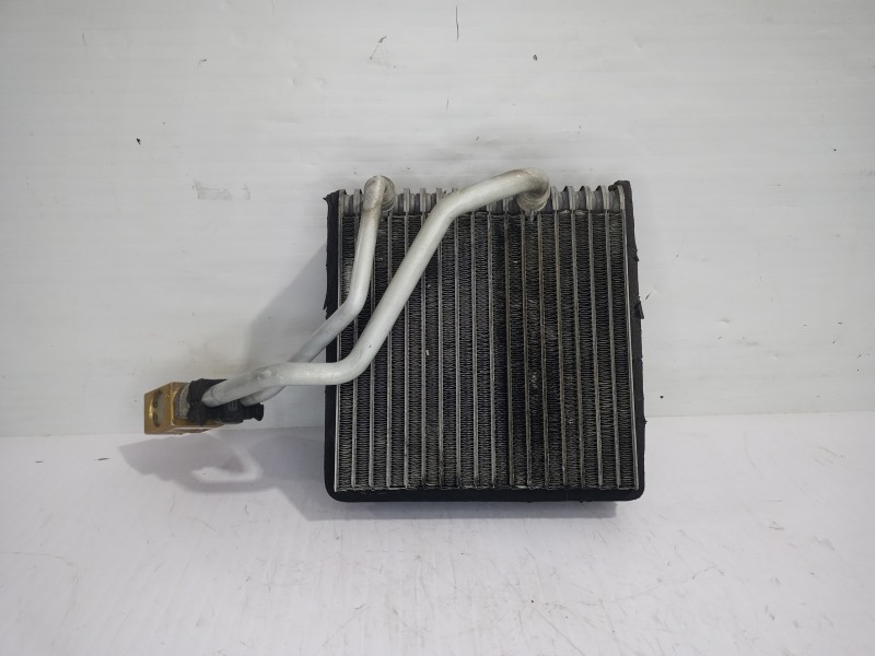 Recambio de evaporador aire acondicionado para seat ibiza (6k1) stella referencia OEM IAM 6X1820007  