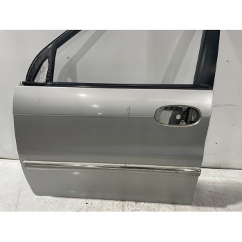 Recambio de puerta delantera izquierda para kia carnival ii 2.9 crdi lx referencia OEM IAM K54A59020B  