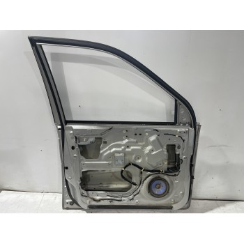 Recambio de puerta delantera izquierda para kia carnival ii 2.9 crdi lx referencia OEM IAM K54A59020B  