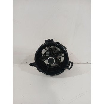 Recambio de rejilla aireadora para toyota yaris active referencia OEM IAM 5556862280  