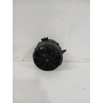 Recambio de rejilla aireadora para toyota yaris active referencia OEM IAM 5556862280  