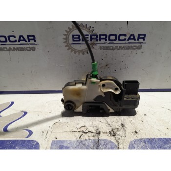 Recambio de cerradura puerta trasera derecha para opel insignia berlina 2.0 16v cdti referencia OEM IAM 13503808  