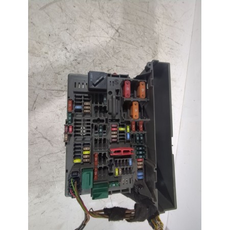 Recambio de caja reles / fusibles para bmw 1 (e87) 120 d referencia OEM IAM 61146971370  