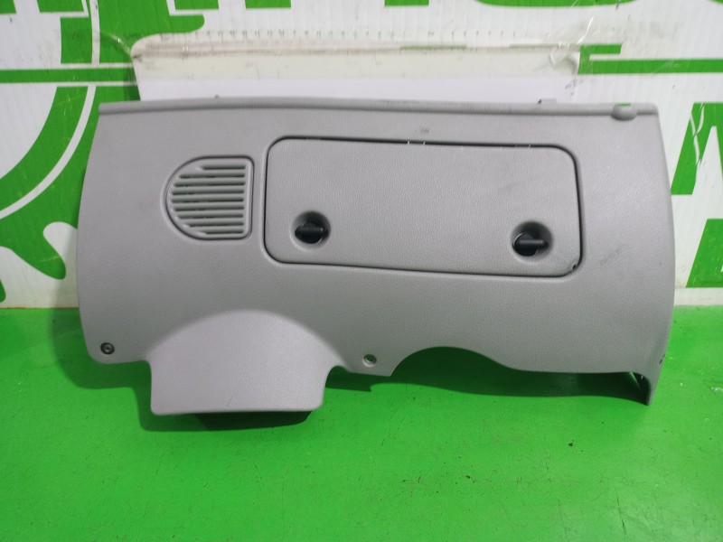 Recambio de moldura para renault kangoo (f/kc0) expression referencia OEM IAM 8200218944  