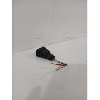 Recambio de mando luces para toyota yaris active referencia OEM IAM 8415202080  