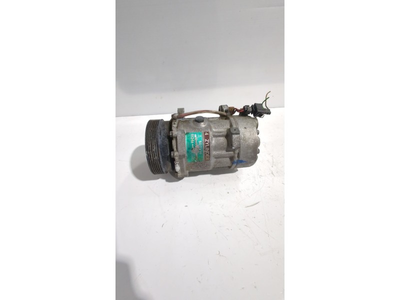 Recambio de compresor aire acondicionado para volkswagen golf v (1k1) 2.0 fsi referencia OEM IAM 1H0820803DV  