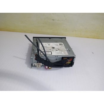 Recambio de sistema audio / radio cd para volkswagen polo (6c1) a-polo referencia OEM IAM 3Q0035819A  