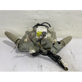 Recambio de mando multifuncion para nissan micra (k12e) acenta referencia OEM IAM 25560AX722  