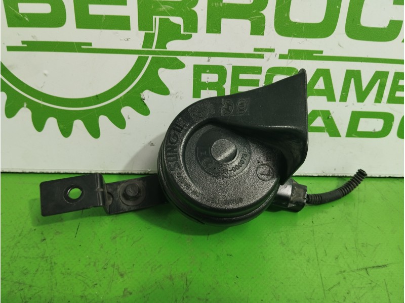 Recambio de claxon para kia carnival 2.9 crdi cat referencia OEM IAM 28R000073  