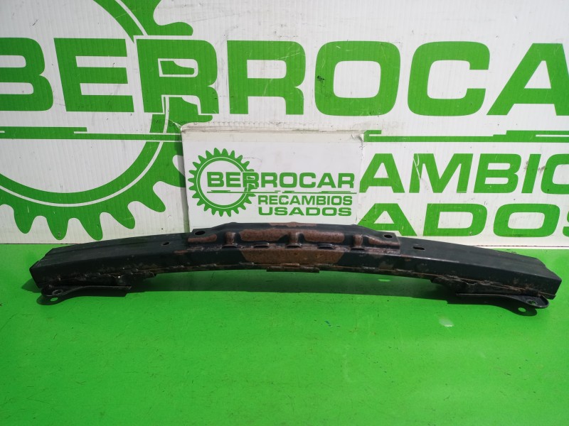 Recambio de refuerzo paragolpes delantero para kia sorento i (jc) 2.5 crdi referencia OEM IAM 865213E500  