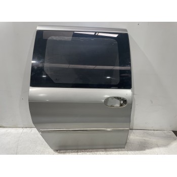 Recambio de puerta lateral corredera derecha para kia carnival ii 2.9 crdi lx referencia OEM IAM K54A72020D ( CRISTAL DE REGALO 