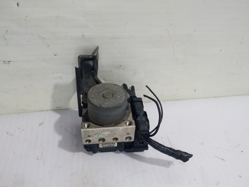 Recambio de abs para nissan micra (k12e) acenta referencia OEM IAM 0265231341  