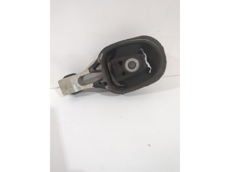 Recambio de soporte caja cambios para toyota yaris active referencia OEM IAM 9824116780  