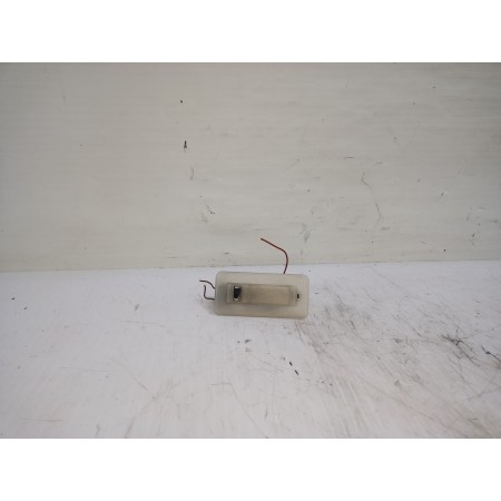 Recambio de luz interior para ford sierra berlina brillant referencia OEM IAM 6111755  