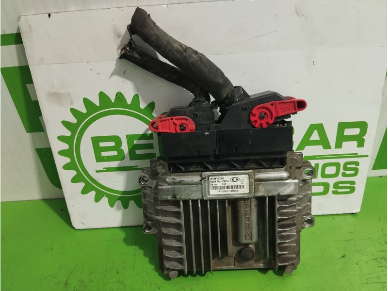 Recambio de centralita motor uce para kia carnival 2.9 crdi cat referencia OEM IAM 391044X910  