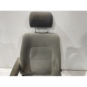 Recambio de asiento delantero izquierdo para kia carnival ii 2.9 crdi lx referencia OEM IAM 1K54Y57210CQ1  