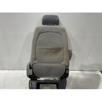 Recambio de asiento delantero izquierdo para kia carnival ii 2.9 crdi lx referencia OEM IAM 1K54Y57210CQ1  