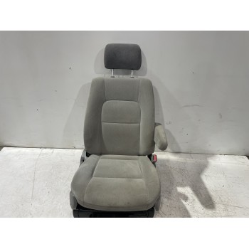 Recambio de asiento delantero derecho para kia carnival ii 2.9 crdi lx referencia OEM IAM 1K54Y57210CQ1  