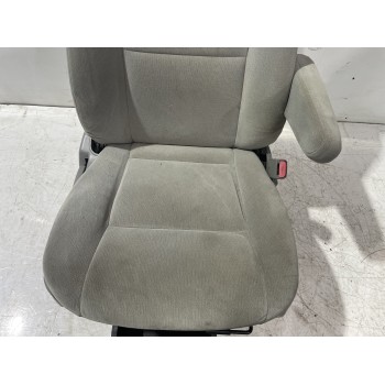 Recambio de asiento delantero derecho para kia carnival ii 2.9 crdi lx referencia OEM IAM 1K54Y57210CQ1  