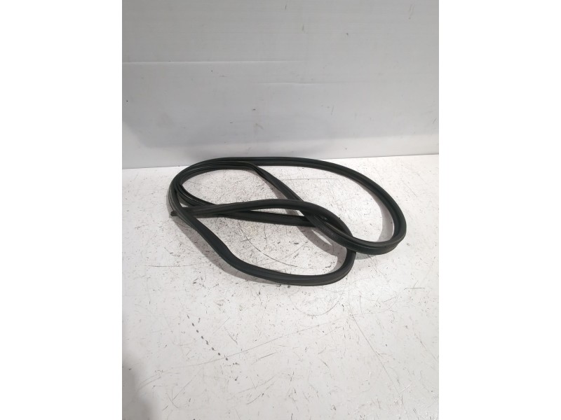 Recambio de gomas contorno puerta para nissan qashqai ii (j11, j11_) 1.5 dci referencia OEM IAM 908304EA0B  