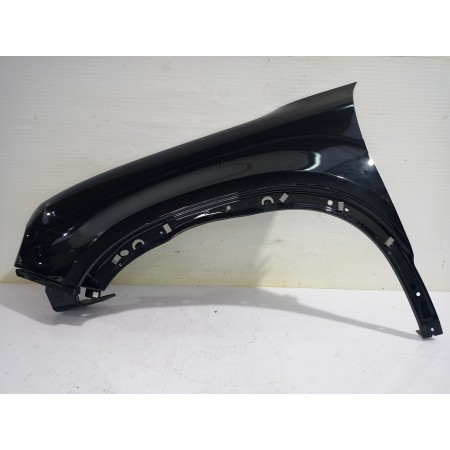 Recambio de aleta delantera izquierda para jeep avenger altitude referencia OEM IAM 52170585  