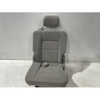 Recambio de asientos trasero izquierdo para kia carnival ii 2.9 crdi lx referencia OEM IAM K54K57300MCQ1  