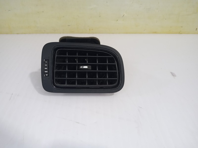 Recambio de rejilla aireadora para volkswagen polo (6c1) a-polo referencia OEM IAM 6C0819704WMV  