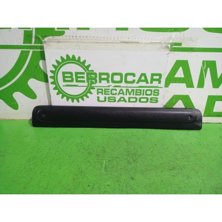 Recambio de moldura para renault kangoo (f/kc0) expression referencia OEM IAM 8200299763  