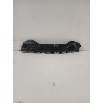 Recambio de soporte paragolpe trasero para toyota yaris active referencia OEM IAM 525750D460  