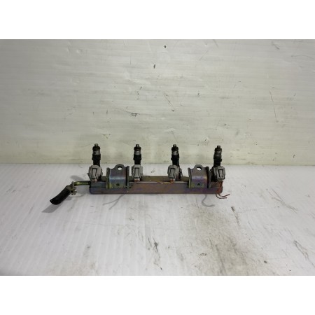 Recambio de rampa inyectora para nissan micra (k12e) acenta referencia OEM IAM 17520AX010  