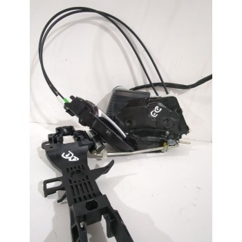 Recambio de cerradura puerta delantera derecha para toyota yaris active referencia OEM IAM U3111130F1  