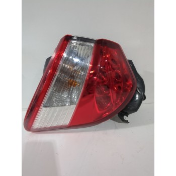 Recambio de piloto trasero izquierdo para toyota yaris active referencia OEM IAM D2030D205  