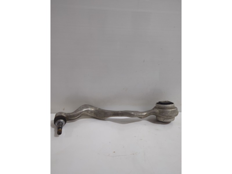 Recambio de brazo suspension inferior delantero izquierdo para bmw 1 (e87) 120 d referencia OEM IAM 31122405859  