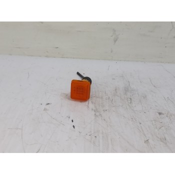 Recambio de piloto lateral derecho para ford sierra berlina brillant referencia OEM IAM 87BG13K309AA  