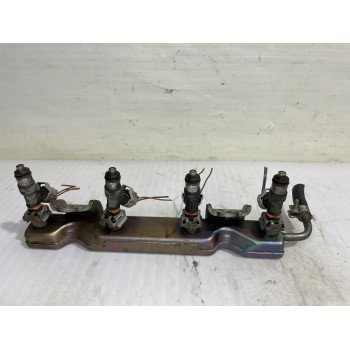 Recambio de rampa inyectora para nissan micra (k12e) acenta referencia OEM IAM 17520AX010  