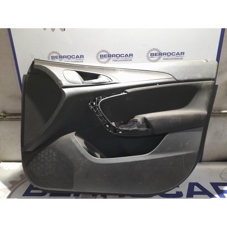 Recambio de guarnecido puerta delantera derecha para opel insignia berlina 2.0 16v cdti referencia OEM IAM 13277376  