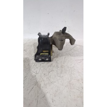 Recambio de soporte motor derecho para dacia sandero ii (b8_) 1.5 dci referencia OEM IAM 112845638R  