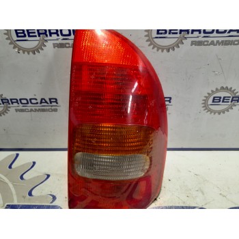 Recambio de piloto trasero derecho para opel corsa b referencia OEM IAM E95039  