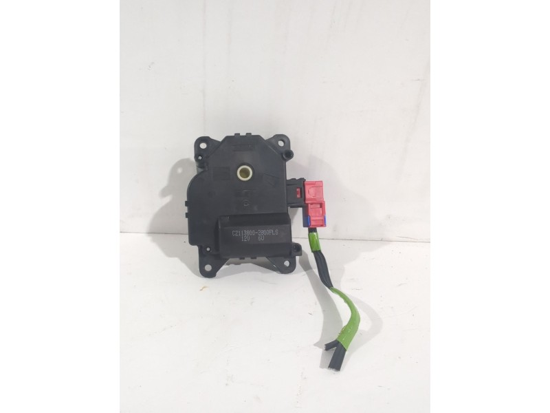 Recambio de motor apertura trampillas para toyota yaris active referencia OEM IAM CZ113800  