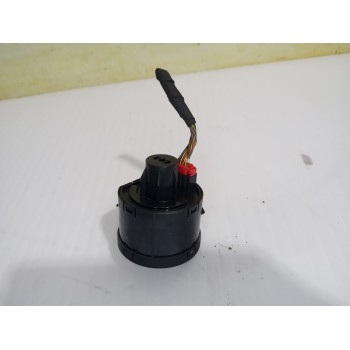 Recambio de mando luces para volkswagen polo (6c1) a-polo referencia OEM IAM 5G0941431AA  