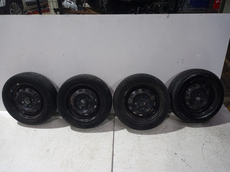 Recambio de juego llantas para chevrolet matiz s referencia OEM IAM 96643209  