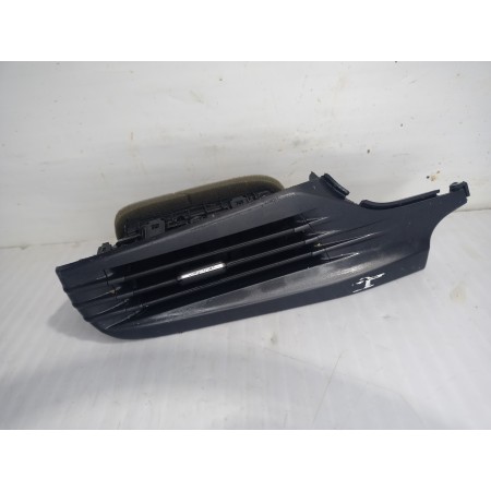 Recambio de rejilla aireadora para hyundai i20 (bc3) essence mild-hybrid referencia OEM IAM 84790Q000  