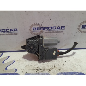 Recambio de motor elevalunas trasero derecho para volkswagen passat berlina (3b2) 1.9 tdi referencia OEM IAM 0130821696  