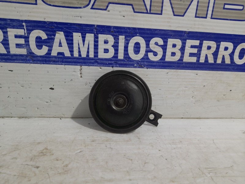 Recambio de claxon para hyundai elantra (xd) 2.0 crdi cat referencia OEM IAM E428R000033  