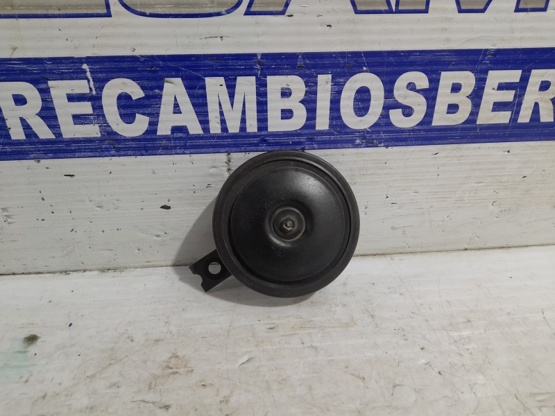 Recambio de claxon para hyundai elantra (xd) 2.0 crdi cat referencia OEM IAM E428R000033  