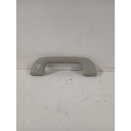 Recambio de asidero techo delantero derecho para toyota yaris active referencia OEM IAM 7461005140B0  